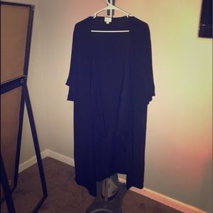 LuLaroe Shirley size Medium